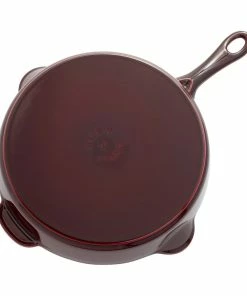 Staub 11'' Traditional Deep Skillet | Grenadine 10 Staub 11'' Traditional Deep Skillet | Grenadine -Cookware Sets Shop 12322887 03