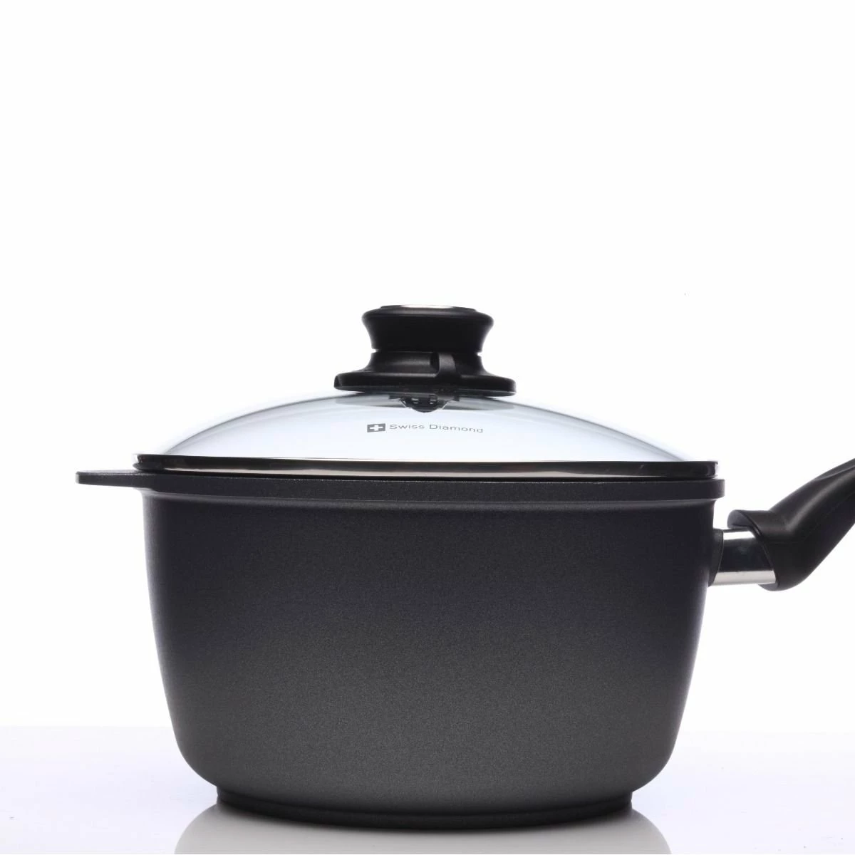 Swiss Diamond | HD Sauce Pan With Lid - 8" (3.2 Qt.) 5 Swiss Diamond | HD Sauce Pan With Lid - 8" (3.2 Qt.) - Image 3