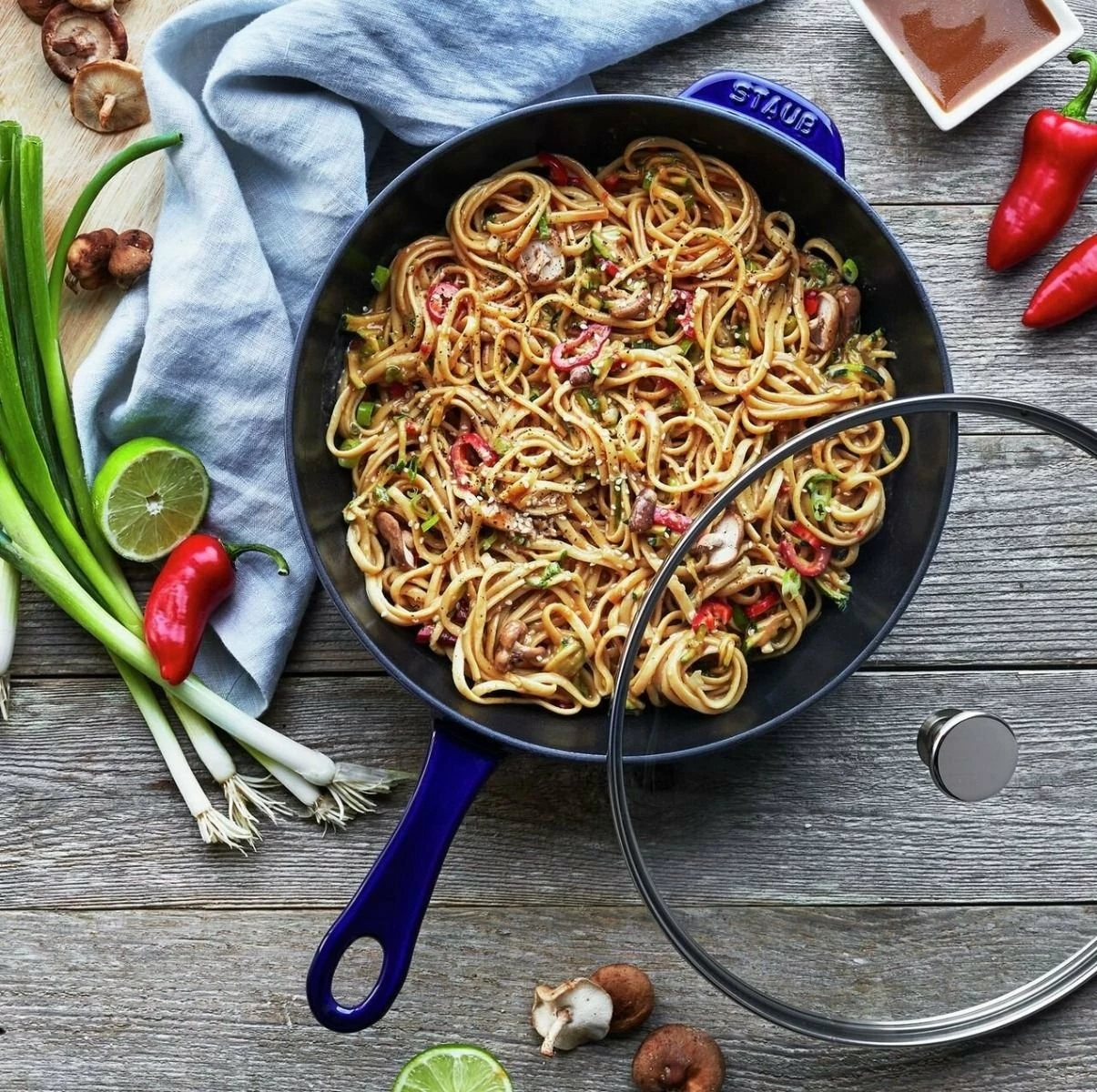 Staub 2.9 Qt Cast Iron Daily Pan | Dark Blue 8 Staub 2.9 Qt Cast Iron Daily Pan | Dark Blue - Image 6