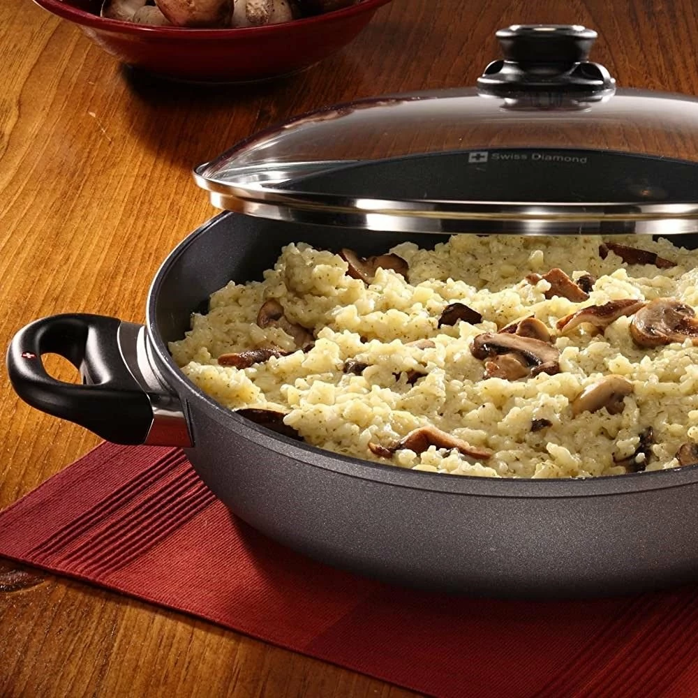 Swiss Diamond | HD Classic 4.8-Quart Sauteuse With Lid (12.5") 4 Swiss Diamond | HD Classic 4.8-Quart Sauteuse With Lid (12.5") - Image 2