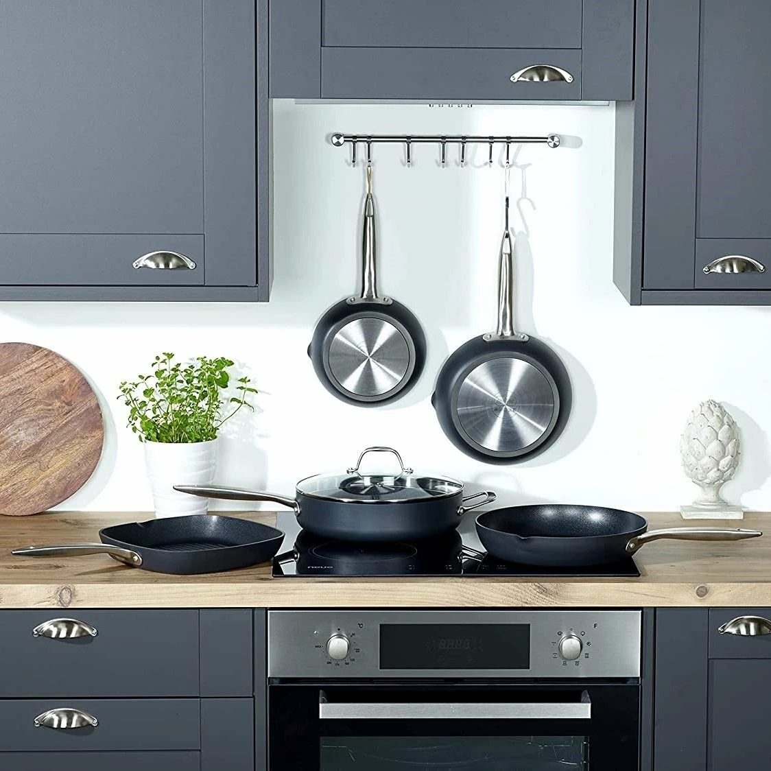 Zyliss Ultimate Pro Fry Pan | 8" 9 Zyliss Ultimate Pro Fry Pan | 8" - Image 7