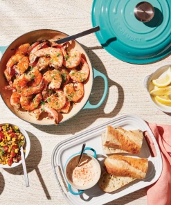 Le Creuset 2.25 Qt. Signature Enameled Cast Iron Braiser With Stainless Steel Knob | Caribbean Blue -Cookware Sets Shop bluebraise