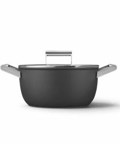 SMEG 5 Qt. Nonstick Casserole Dish With Lid | Black