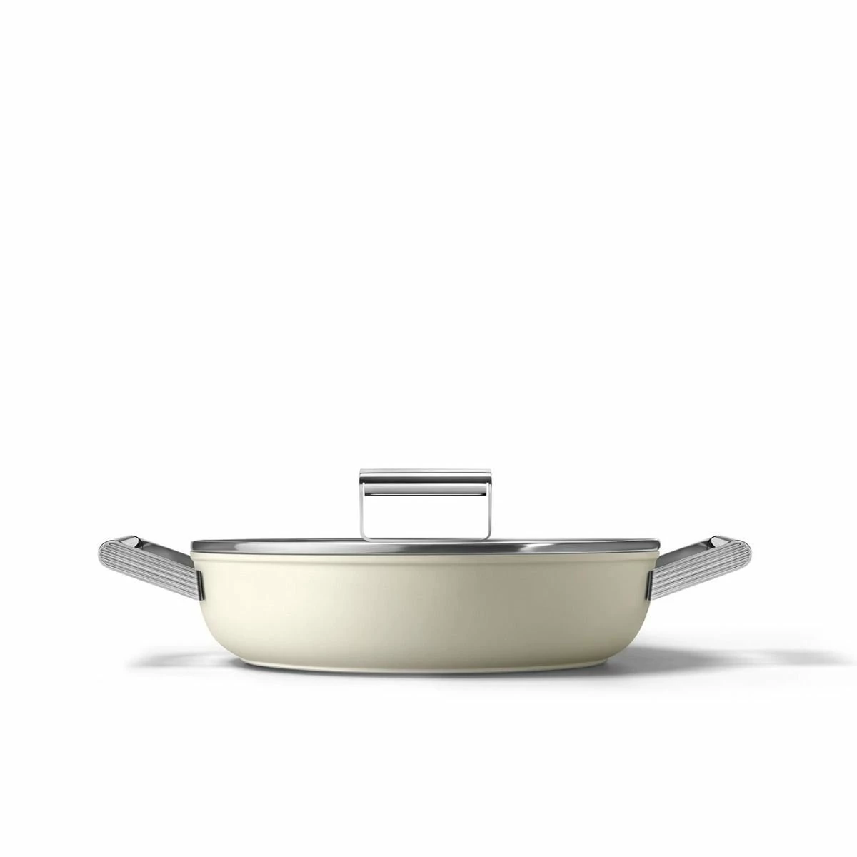 SMEG 4 Qt. Nonstick Deep Pan With Lid | Cream 3 SMEG 4 Qt. Nonstick Deep Pan With Lid | Cream
