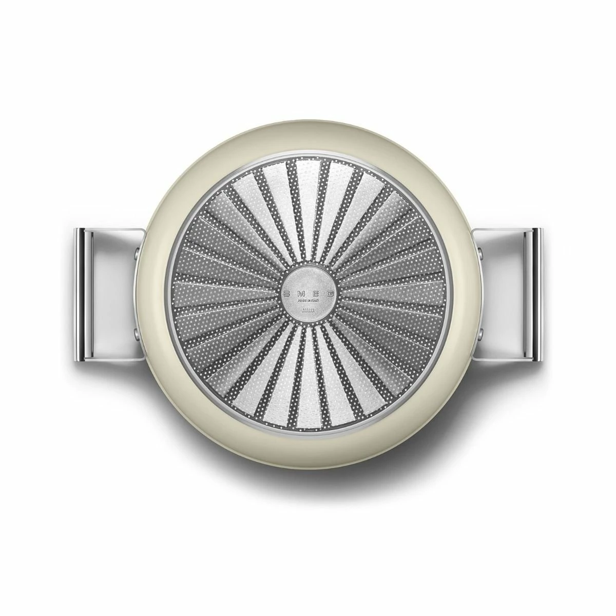 SMEG 4 Qt. Nonstick Deep Pan With Lid | Cream 6 SMEG 4 Qt. Nonstick Deep Pan With Lid | Cream - Image 4