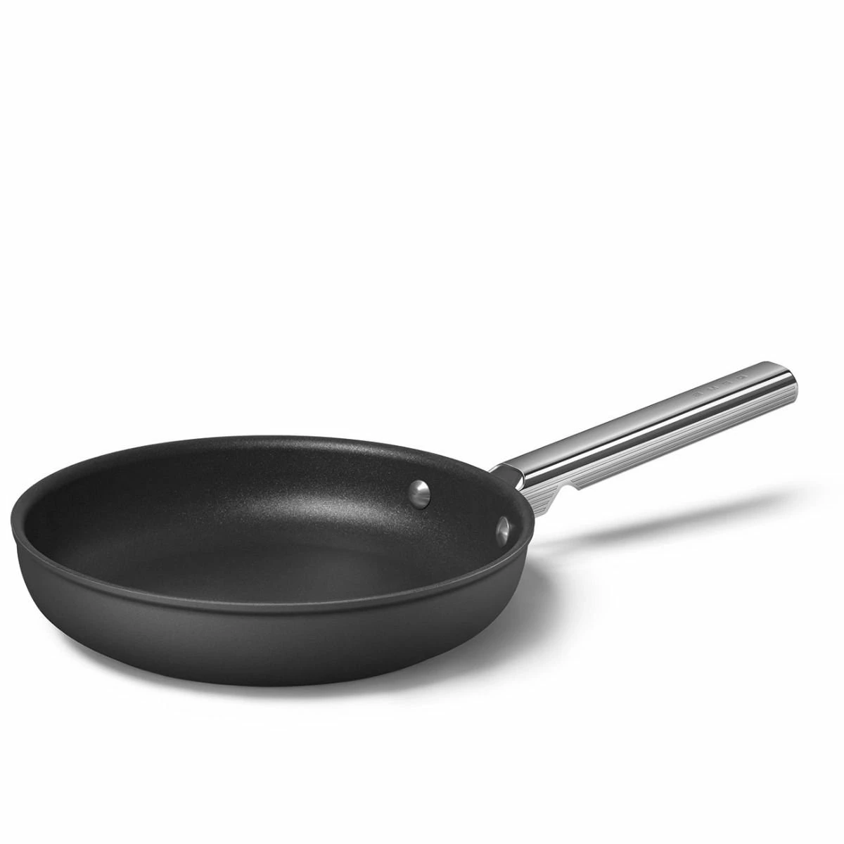 SMEG 9.5" Nonstick Fry Pan | Black 5 SMEG 9.5" Nonstick Fry Pan | Black - Image 3