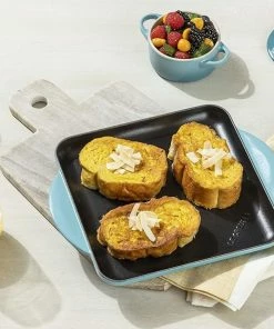 Le Creuset 9.5" Square Signature Enameled Cast Iron Grill Pan | Caribbean Blue -Cookware Sets Shop l2127 2417 d 1