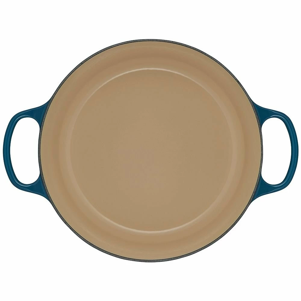 Le Creuset 7.25 Qt. Round Signature Dutch Oven With Stainless Steel Knob | Deep Teal 6 Le Creuset 7.25 Qt. Round Signature Dutch Oven With Stainless Steel Knob | Deep Teal - Image 4