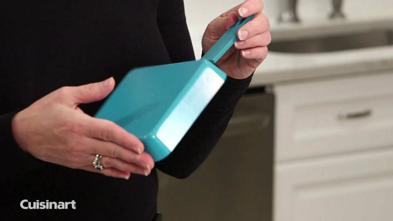 Cuisinart Mini 5.5" Nonstick Square Fry Pan | Turquoise 7 Cuisinart Mini 5.5" Nonstick Square Fry Pan | Turquoise - Image 5