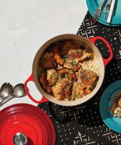 Le Creuset 5.5 Qt. Round Signature Cast Iron Dutch Oven With Stainless Steel Knob | Cerise/Cherry Red -Cookware Sets Shop rs11037 lca q1 onepotmeal ret