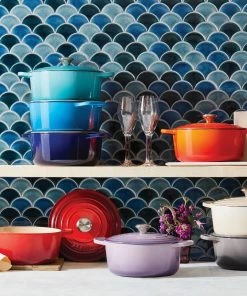 Le Creuset 5.5 Qt. Round Signature Cast Iron Dutch Oven With Stainless Steel Knob | Caribbean Blue 14 Le Creuset 5.5 Qt. Round Signature Cast Iron Dutch Oven With Stainless Steel Knob | Caribbean Blue -Cookware Sets Shop rs11049 lca q1 rainbowrdo ret 2