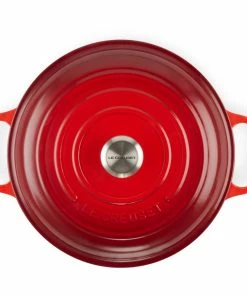 Le Creuset 3.5 Qt. Signature Enameled Cast Iron Braiser With Stainless Steel Knob | Cerise/Cherry Red 13 Le Creuset 3.5 Qt. Signature Enameled Cast Iron Braiser With Stainless Steel Knob | Cerise/Cherry Red -Cookware Sets Shop rs11981 lc 20191015 fr ps 00015