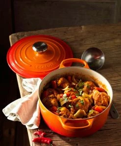 Le Creuset 4.5 Qt. Round Signature Dutch Oven With Stainless Steel Knob | Flame Orange -Cookware Sets Shop rs12071 lc 20190208 nl ls 00448