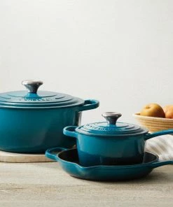 Le Creuset 5.5 Qt. Round Signature Cast Iron Dutch Oven With Stainless Steel Knob | Deep Teal -Cookware Sets Shop rs12758 200716 deepteal5piece ret
