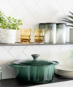 Le Creuset 5.5 Qt. Round Signature Dutch Oven With Stainless Steel Knob | Artichaut -Cookware Sets Shop rs16001 0921 lecreuset lifestyle 60