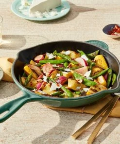 Le Creuset 9" Classic Skillet | Artichaut 11 Le Creuset 9" Classic Skillet | Artichaut -Cookware Sets Shop rs16873 220511 lecreuset classicskillet sqret lpr