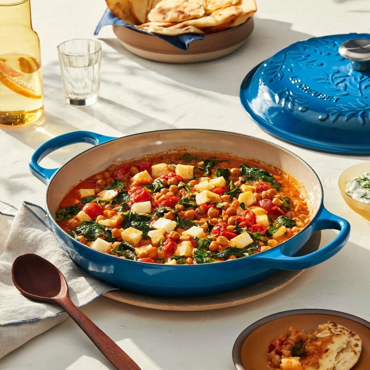 Le Creuset Olive Branch Collection 3.5 Qt. Signature Braiser | Marseille 7 Le Creuset Olive Branch Collection 3.5 Qt. Signature Braiser | Marseille - Image 5