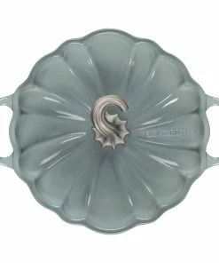 Le Creuset 4 Qt. Pumpkin Cocotte | Sea Salt 11 Le Creuset 4 Qt. Pumpkin Cocotte | Sea Salt -Cookware Sets Shop rs17279 pumpkin1 3