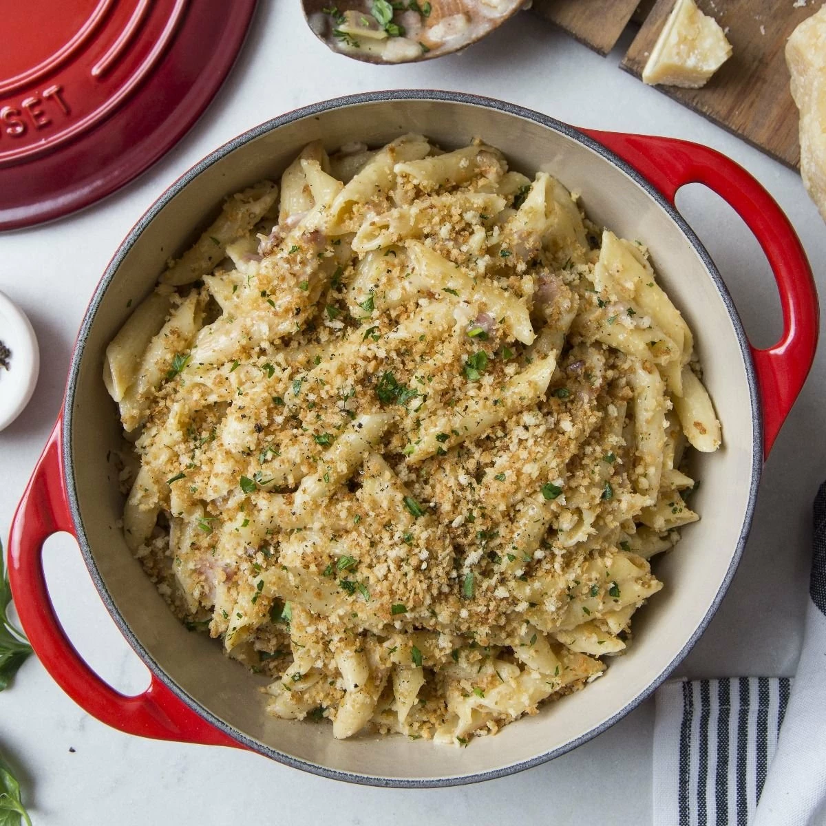 Le Creuset 2.75 Qt. Shallow Round Dutch Oven | Cerise 9 Le Creuset 2.75 Qt. Shallow Round Dutch Oven | Cerise - Image 7