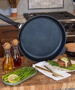 Swiss Diamond | XD Fry Pan - 12.5" -Cookware Sets Shop swiss diamond lifestyles square 0011 swiss diamond lifestyles 2022 3243