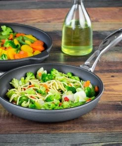 Swiss Diamond HD 9.5" Fry Pan With Griddle Set 14 Swiss Diamond HD 9.5" Fry Pan With Griddle Set -Cookware Sets Shop swiss6