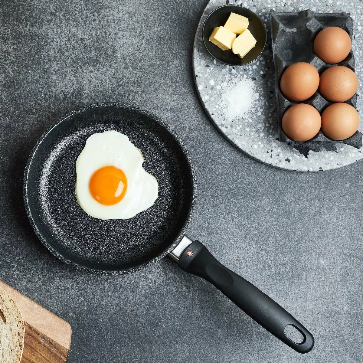Swiss Diamond | HD Induction Fry Pan - 8" 5 Swiss Diamond | HD Induction Fry Pan - 8" - Image 3