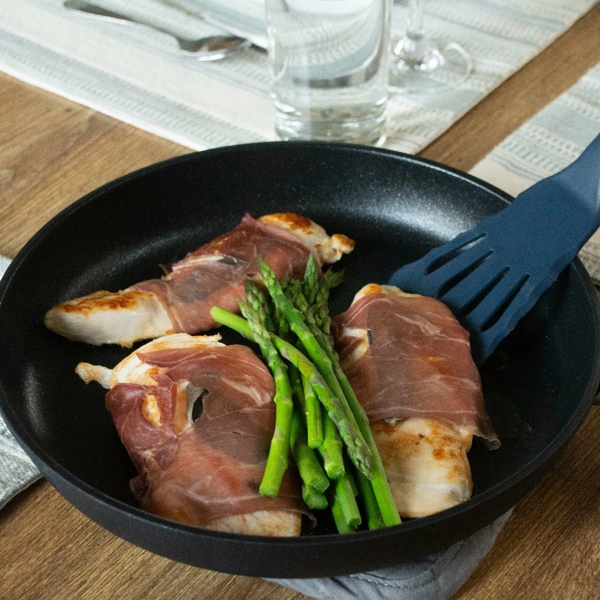 Swiss Diamond | XD Fry Pan - 10.25" 6 Swiss Diamond | XD Fry Pan - 10.25" - Image 4