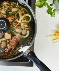 Swiss Diamond | XD Induction Saute Pan With Lid - 11" -Cookware Sets Shop xd6728c 1 67444.1614693671